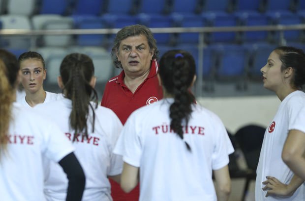 17 Yaş Altı Kız Milli Takımı, Romanya'ya 3-1 mağlup oldu