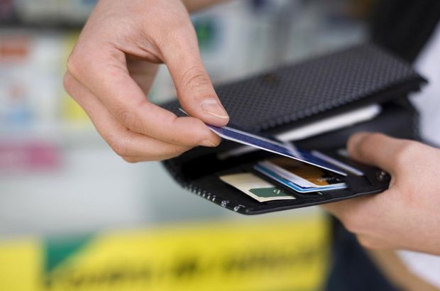Kredi kartının kapanmaması için ne yapılmalı? Kredi kartıyla online alışverişe ne zaman kapatılacak?