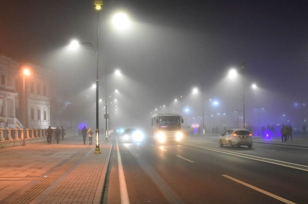Sivas'ta yoğun sis etkili oldu