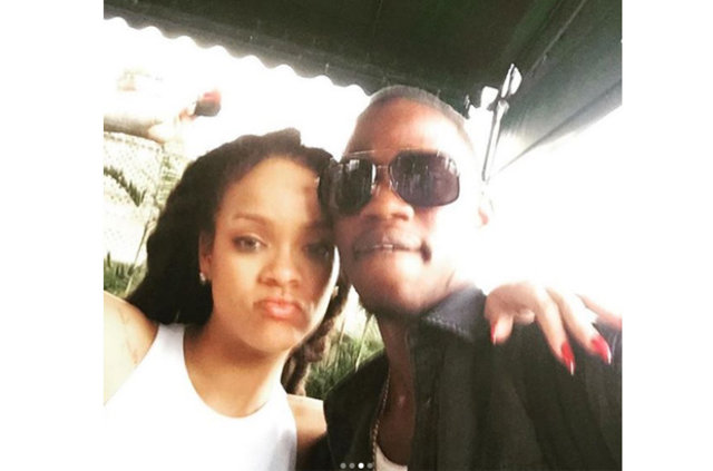 Rihanna'nın kuzeni vefat etti, Rihanna'nın kuzeni uğradığı silahlı saldırı sonucu yaşamını yitirdi