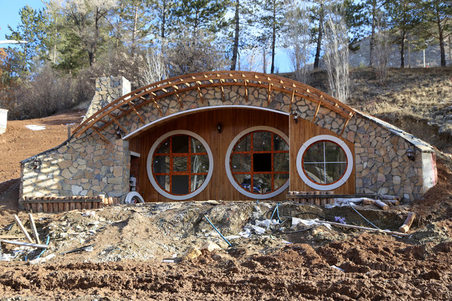Sivas'ın "Hobbit evleri" tatil köyüne dönüştürülüyor