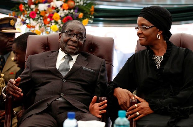 Mugabe'ye koltuğu bırakması için servet ödenmiş