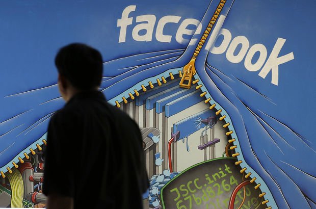 Facebook moderasyon hataları için özür diledi