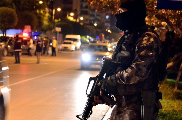 Türkiye genelinde düzenlenen operasyonda aranan bin 187 kişi yakalandı