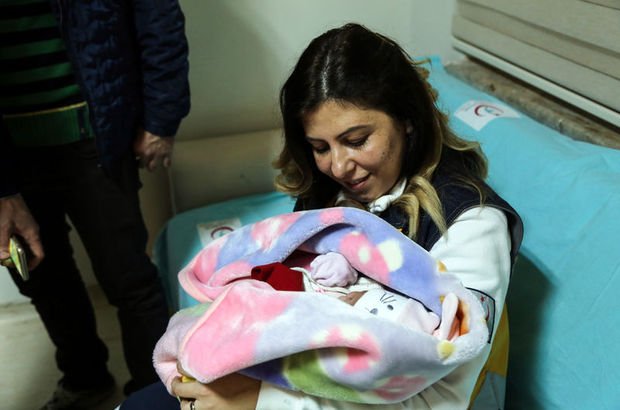 Diyarbakır'da bir günlük bebek bulundu