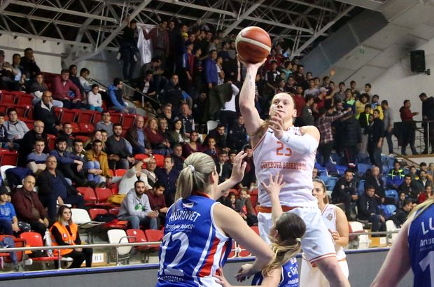 Çukurova Basketbol'dan Bornova Beckerspor'a 104 sayı fark!