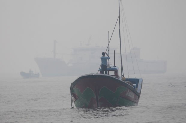 Endonezya'da yolcu teknesi alabora oldu: 8 ölü