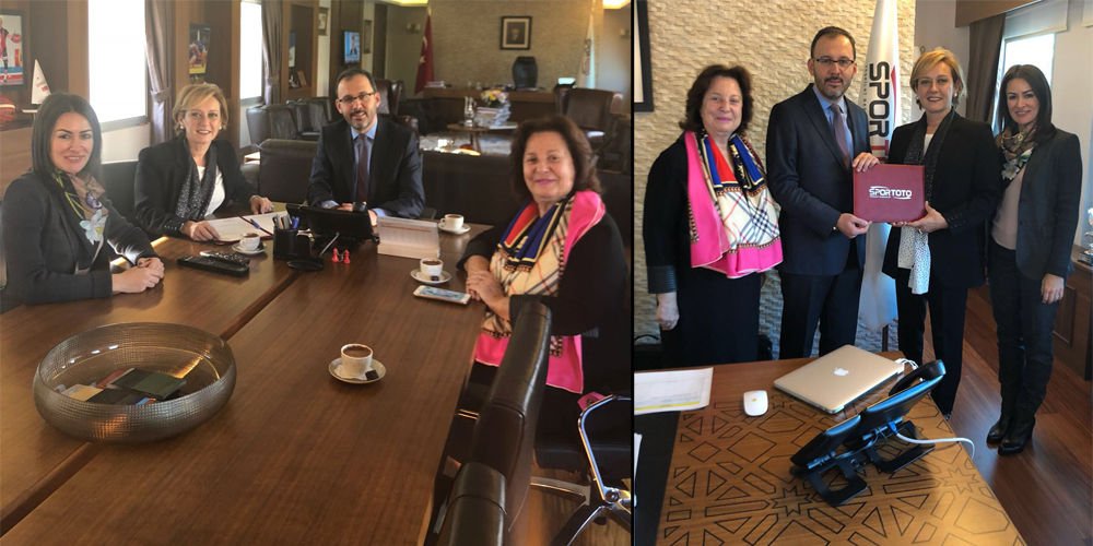 Hayat Paylaşım'dan anlamlı imza