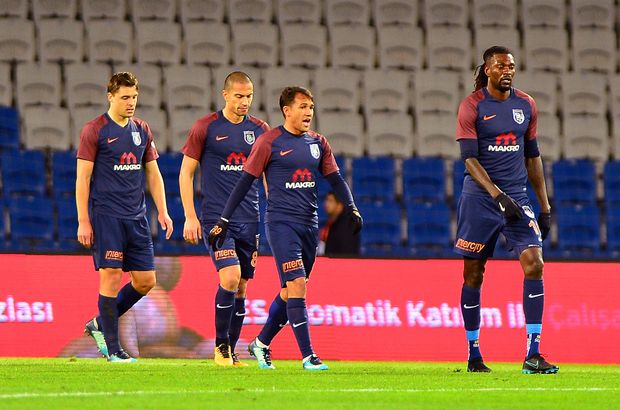 Başakşehir: 2 - Giresunspor: 1 MAÇ SONUCU - Başakşehir Türkiye Kupası'ndan elendi