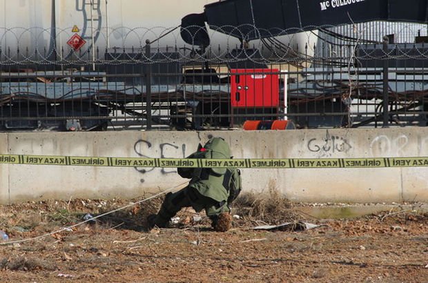 SON DAKİKA:Mersin'de şüpheli paketten el yapımı patlayıcı çıktı