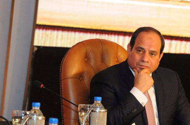 Sisi yeniden adaylığını açıkladı Sisi yeniden adaylığını açıkladı