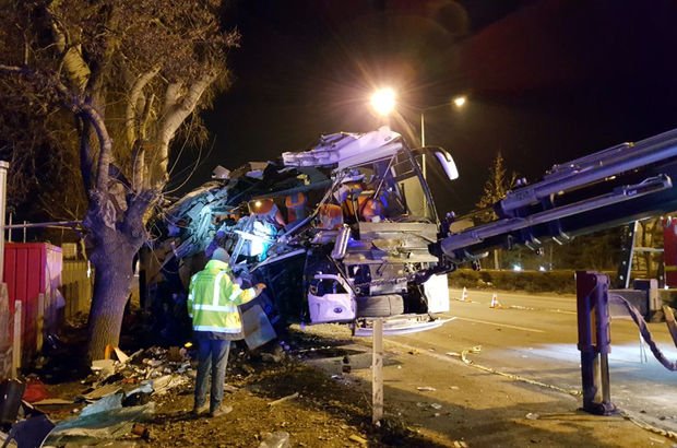 Eskişehir'de 11 kişinin öldüğü kazada son dakika gelişmesi: Aracı kullanan şoför tutuklandı