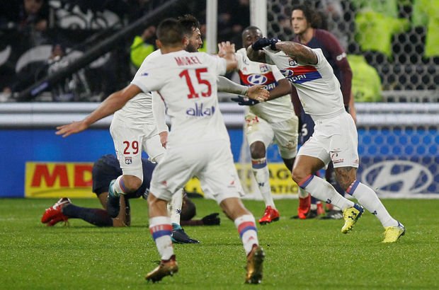 Lyon: 2 - Paris Saint-Germain: 1 | MAÇ SONUCU