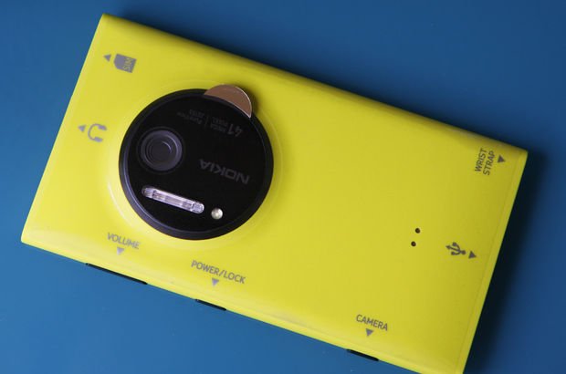 Nokia Lumia 1020'den ilham alabilir! 5 kameralı telefon yaptı