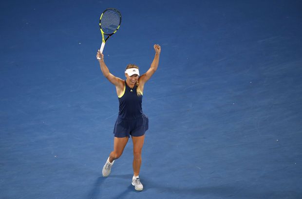 Avustralya Açık'ta Wozniacki yarı finalde