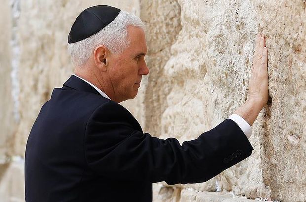 ABD Başkan Yardımcısı Pence 'Ağlama Duvarı'nı ziyaret etti