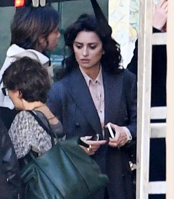 Penelope Cruz Oglu Leonardo Ile Goruntulendi Dunyadan Haberleri