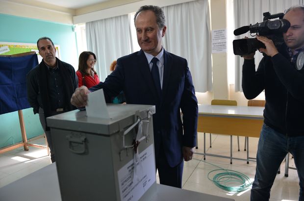 Güney Kıbrıs'ta seçim ikinci tura kaldı
