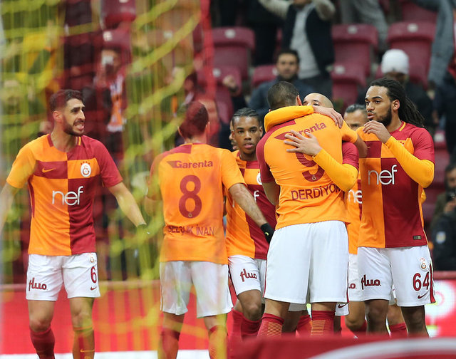 Galatasaray'dan son dakika bombası! (Galatasaray'da transfer haberleri )