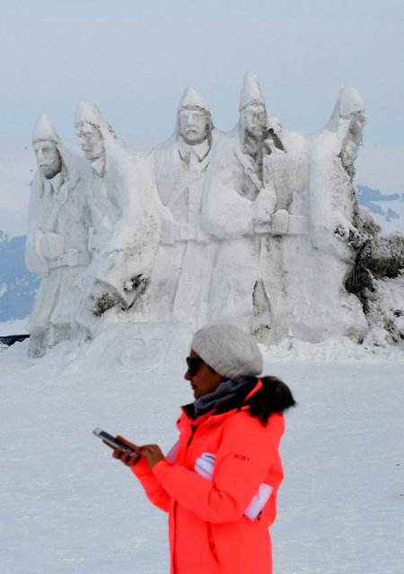 Kardan heykeller ilgi odağı oldu