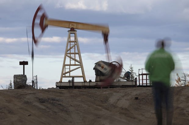 ABD'nin ham petrol üretimi Suudileri yakaladı