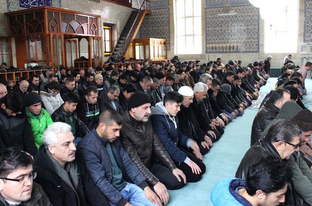 Cuma Saat Kacta Iste Il Il Ezan Vakitleri Ve Cuma Namazi Saati 2 Subat 2018 Gundem Haberleri