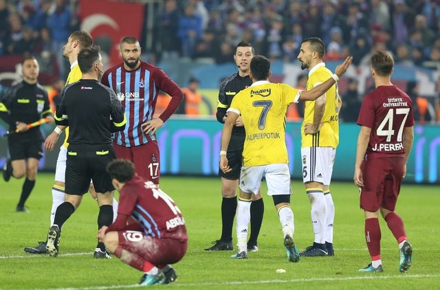 Bursaspor-Beşiktaş ve Fenerbahçe-Gençlerbirliği maçlarının hakemleri neden değişti?