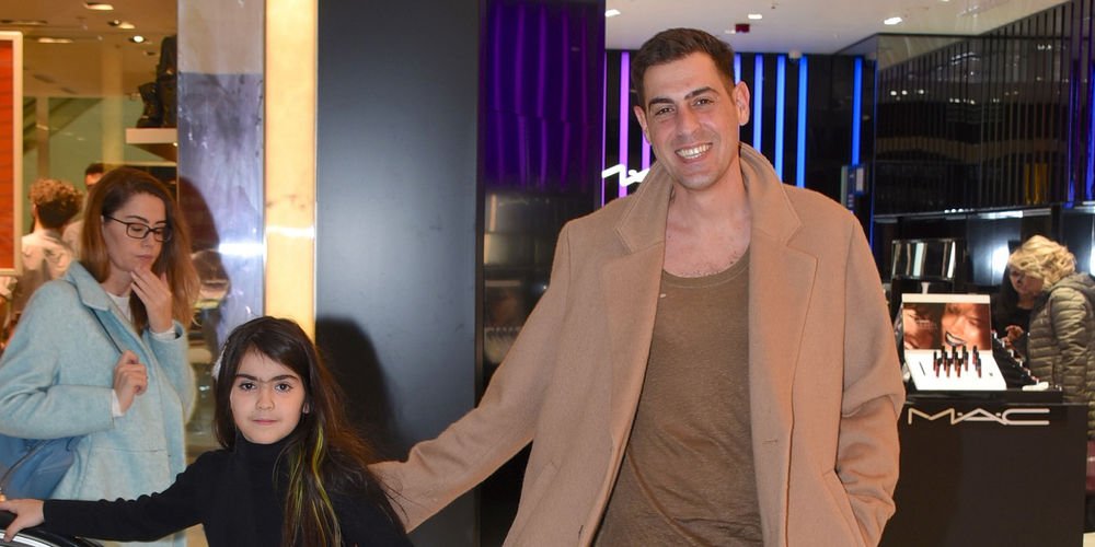 Baba-kız baş başa