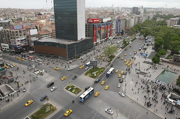 Ankara'da bazı yollar trafiğe kapatıldı! Hangi yollar kapatıldı?