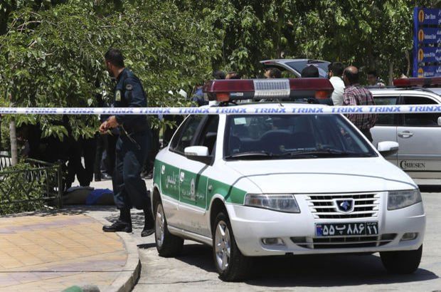 İran'ın başkenti Tahran'da 3 polis öldürüldü