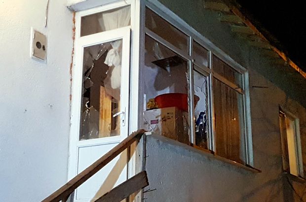 Balıkesir'de bir şahıs sevdiği kızı vermeyen ailenin evini bastı: 3 ölü, 4 yaralı