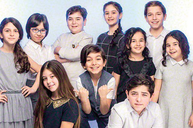 “Güldüy Güldüy Show Çocuk” oyuncularından Barış Manço’ya selam