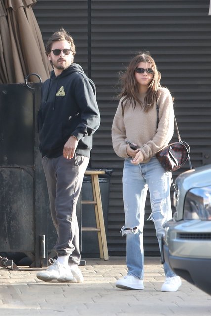 Sofia Richie ile Scott Disick, Beverly Hills’te görüntülendi - Magazin haberleri