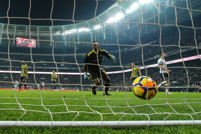 Rıdvan Dilmen, Beşiktaş - Fenerbahçe derbisini yorumladı: "Fenerbahçe'yi mahveden an..."