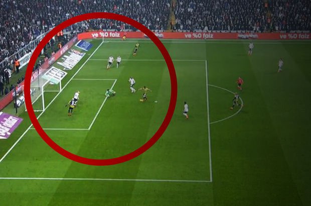 Fernandao'nun attığı gol ofsayt mı? Beşiktaş - Fenerbahçe derbisinde gündeme oturan ofsayt pozisyonu