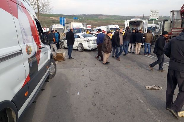 Hadımköy'de öğrenci servisi kaza yaptı