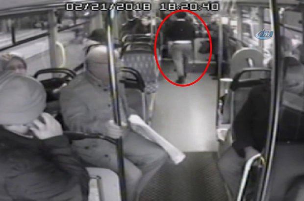 Kahraman otobüs şoföründen helal olsun dedirten davranış: 2 dakikada yetiştirdi!