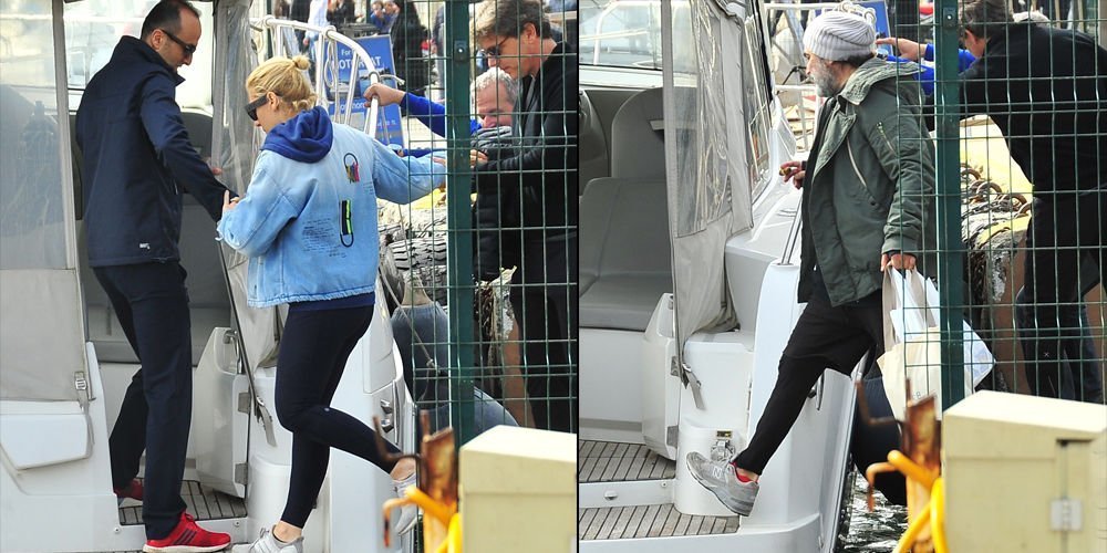 Tekneyle denize açıldılar