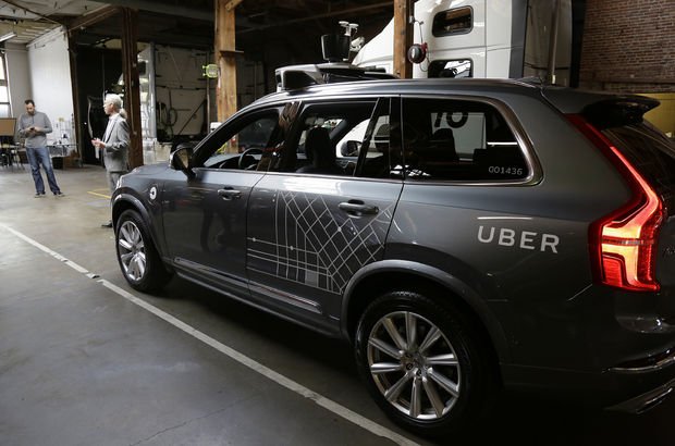Uber, sürücüsüz otomobil operasyonlarını süresiz durdurdu