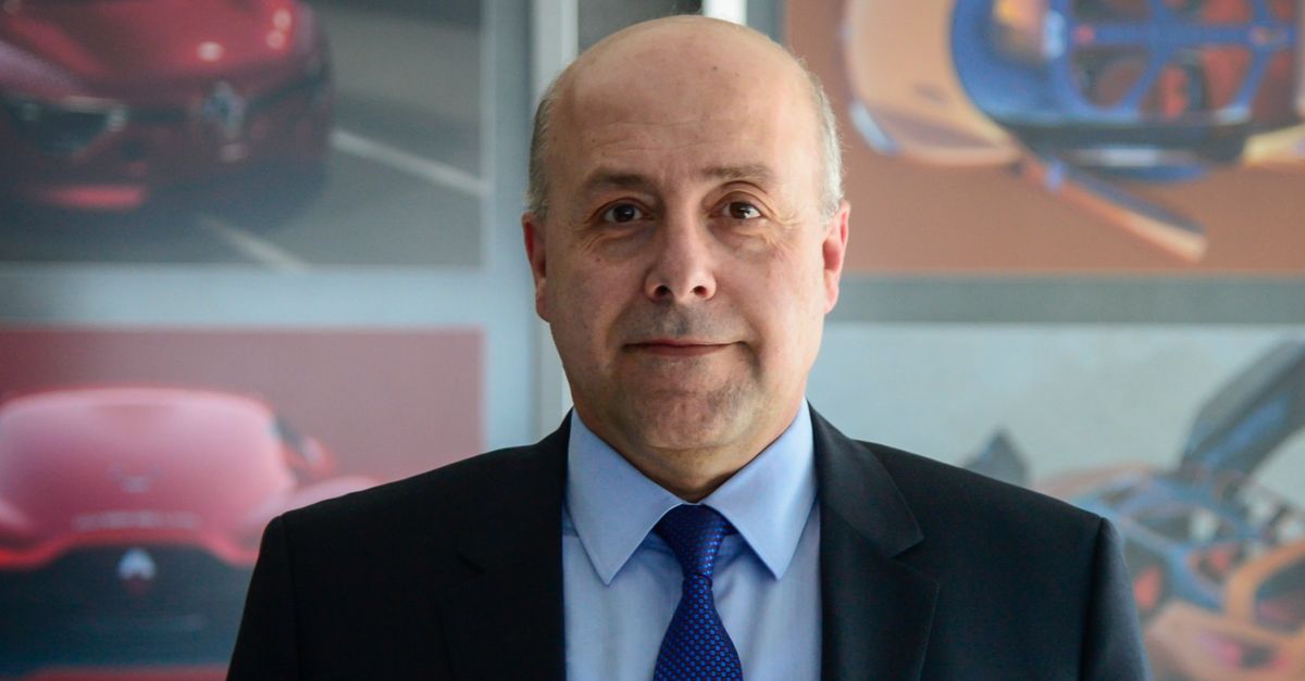 Oyak Renault Ust Yonetiminde Bayrak Degisimi