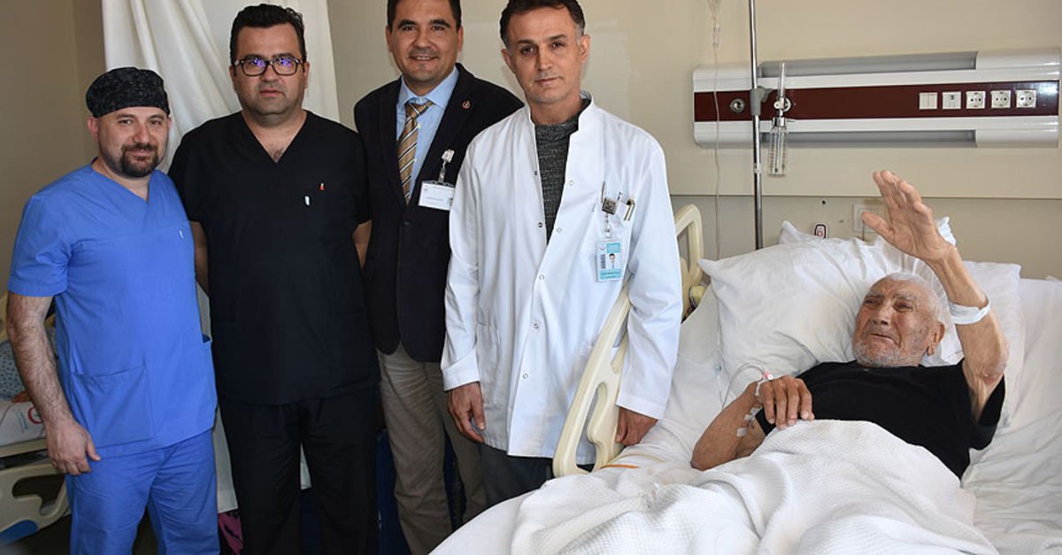 106 Yasindaki Hastaya Kalca Protezi Ameliyati Saglik Haberleri