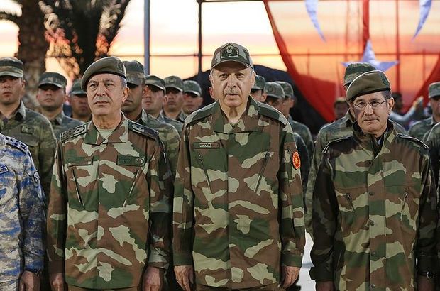TSK'da yeni üniforma dönemi! Erdoğan da Hatay'da giymişti