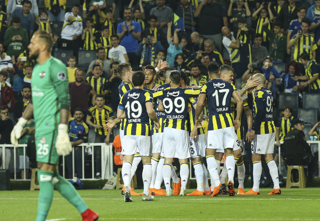 Rıdvan Dilmen, Fenerbahçe - Antalyaspor maçını ve gündemi değerlendirdi: Şenol Güneş'in başı bence kanamadı...
