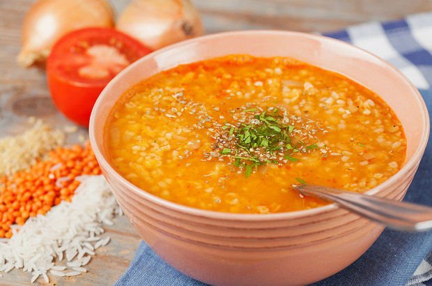 Ezogelin çorbası tarifi: Lokanta usulü kolay ezogelin çorbası nasıl yapılır?
