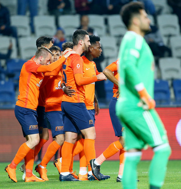 Emre Belözoğlunu yıkan olay Hüngür hüngür ağladı 13