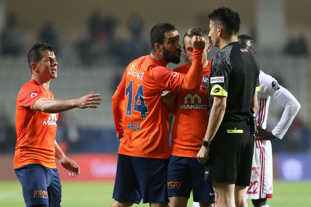Arda Turan yandı! İşte o madde!