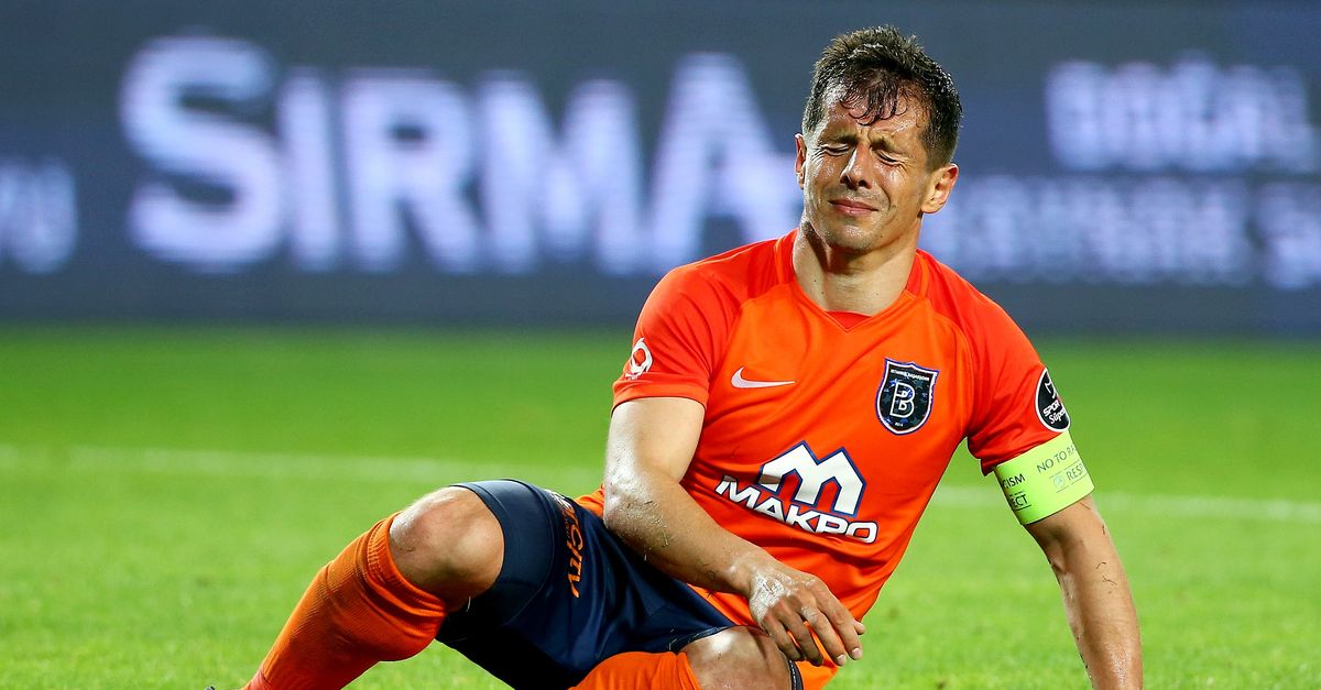Emre Belözoğlunu yıkan olay Hüngür hüngür ağladı 87