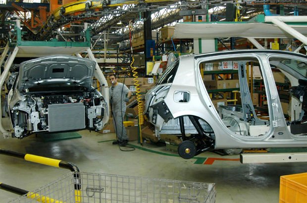 Yılın ilk dört ayında otomotiv üretimi yüzde 2 azaldı