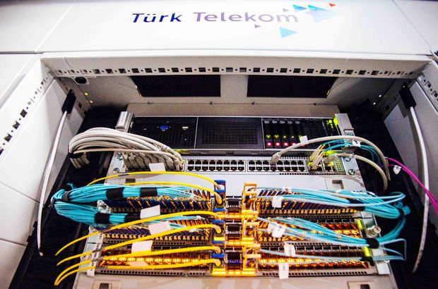 Türk Telekom'dan dev yatırım! Türkiye’nin en büyük veri merkezi...