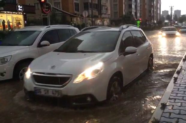 Diyarbakır'da sağanak yağış hayatı olumsuz etkiledi 